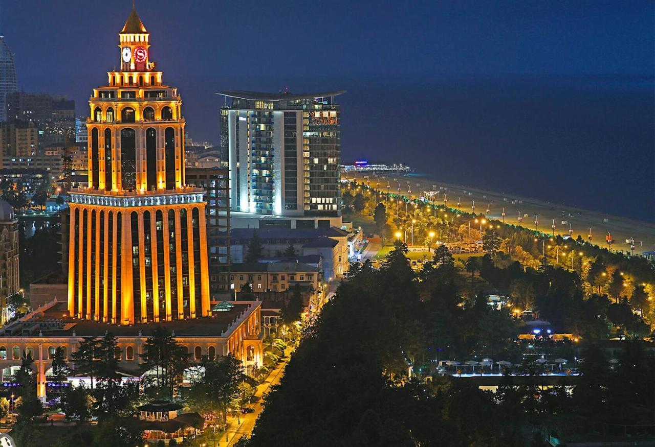 Orbi City Hotel Batumi Bagian luar foto